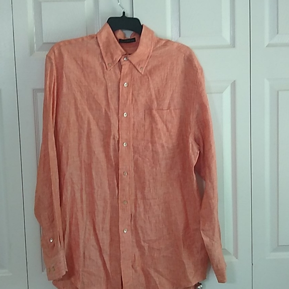 WH BELK Other - WH BELK 100 linen button down shirt large